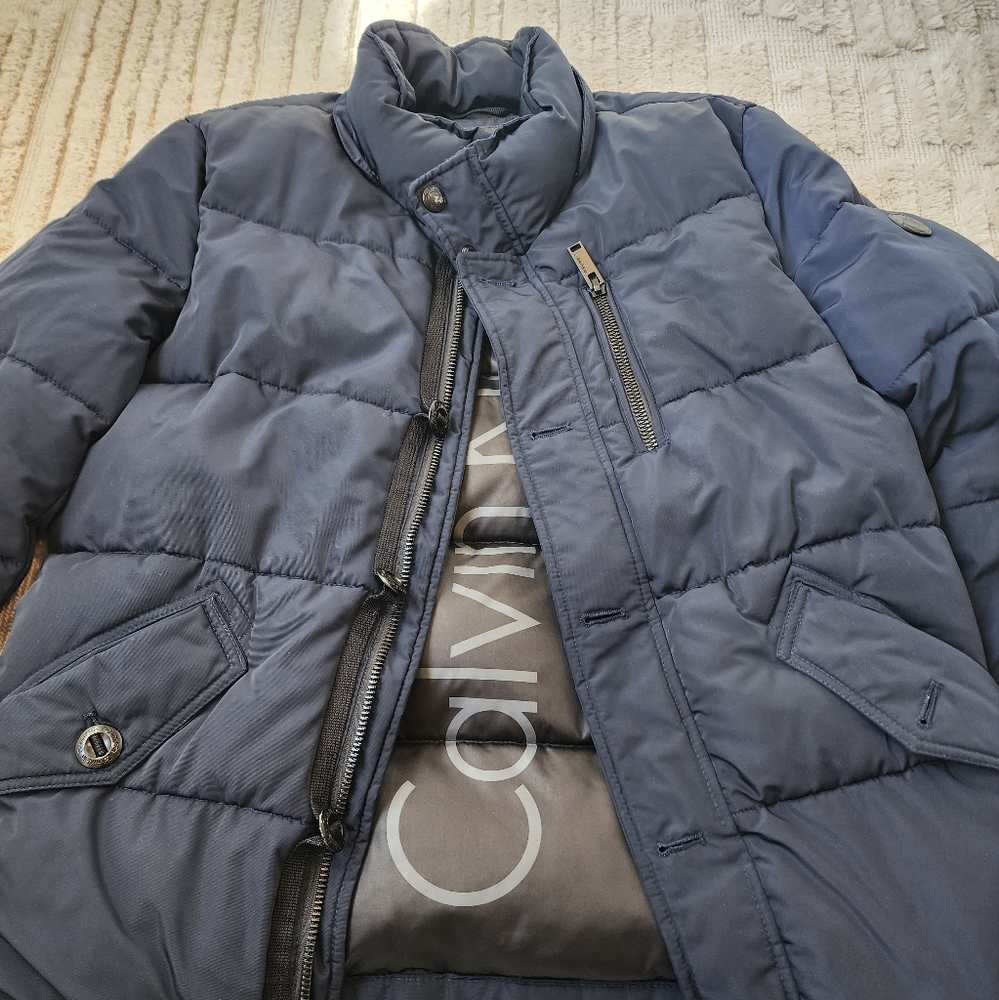 Calvin Klein-Men’s Small Navy Blue puffer jacket.Heavy-duty - Picture 5 of 10